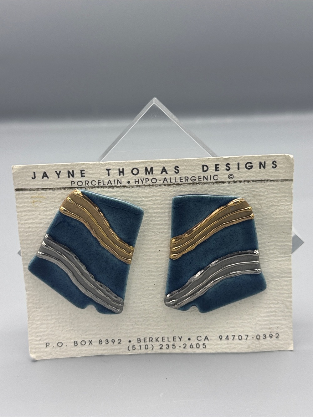 vintage 1980s modernist porcelain stud earrings by Jayne Thomas Designs